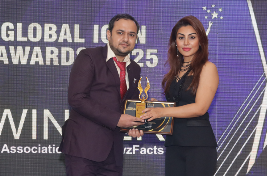 Seospidy CEO Rahul Sharma Receives the Digital Excellence Award 2025