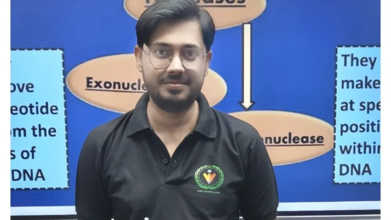 A Salute to a Teacher Who Chose His Students Even in His Hardest Times